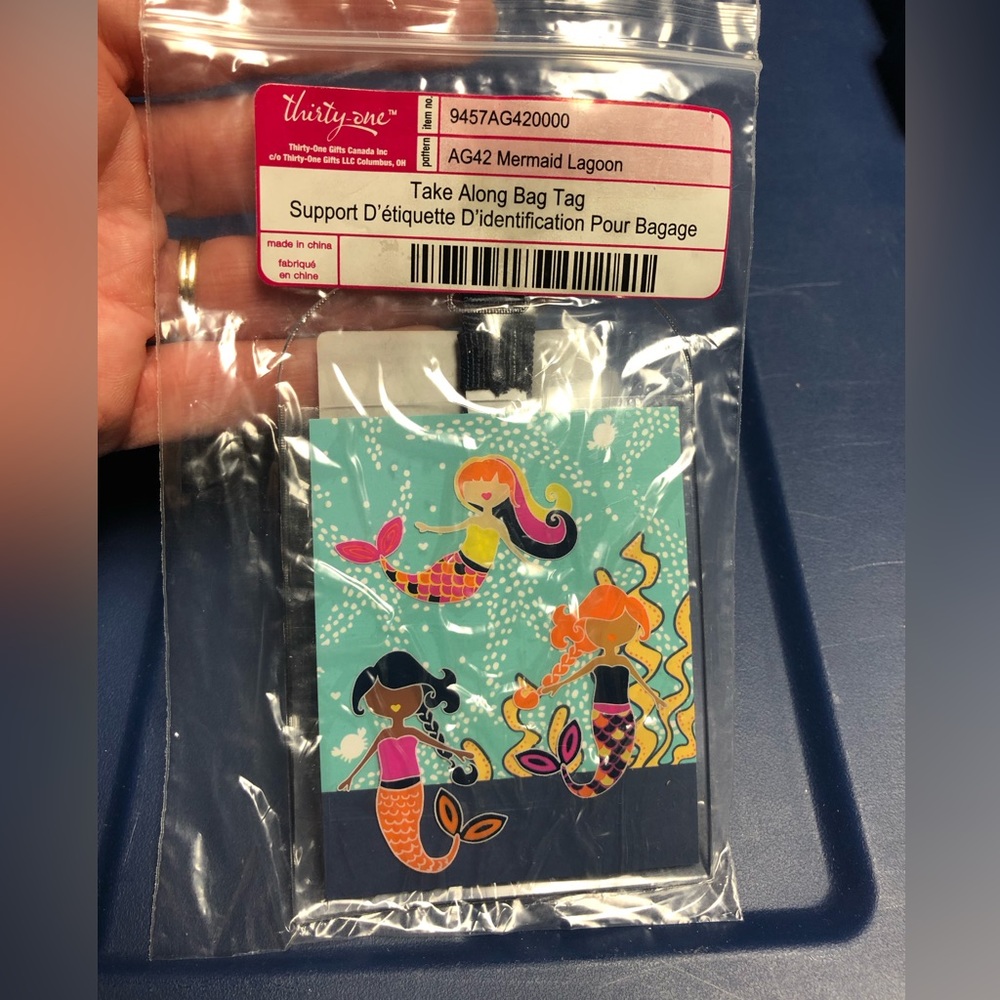 ⭐️Five $5 items for $15⭐️ Thirty-One mermaid bag tag